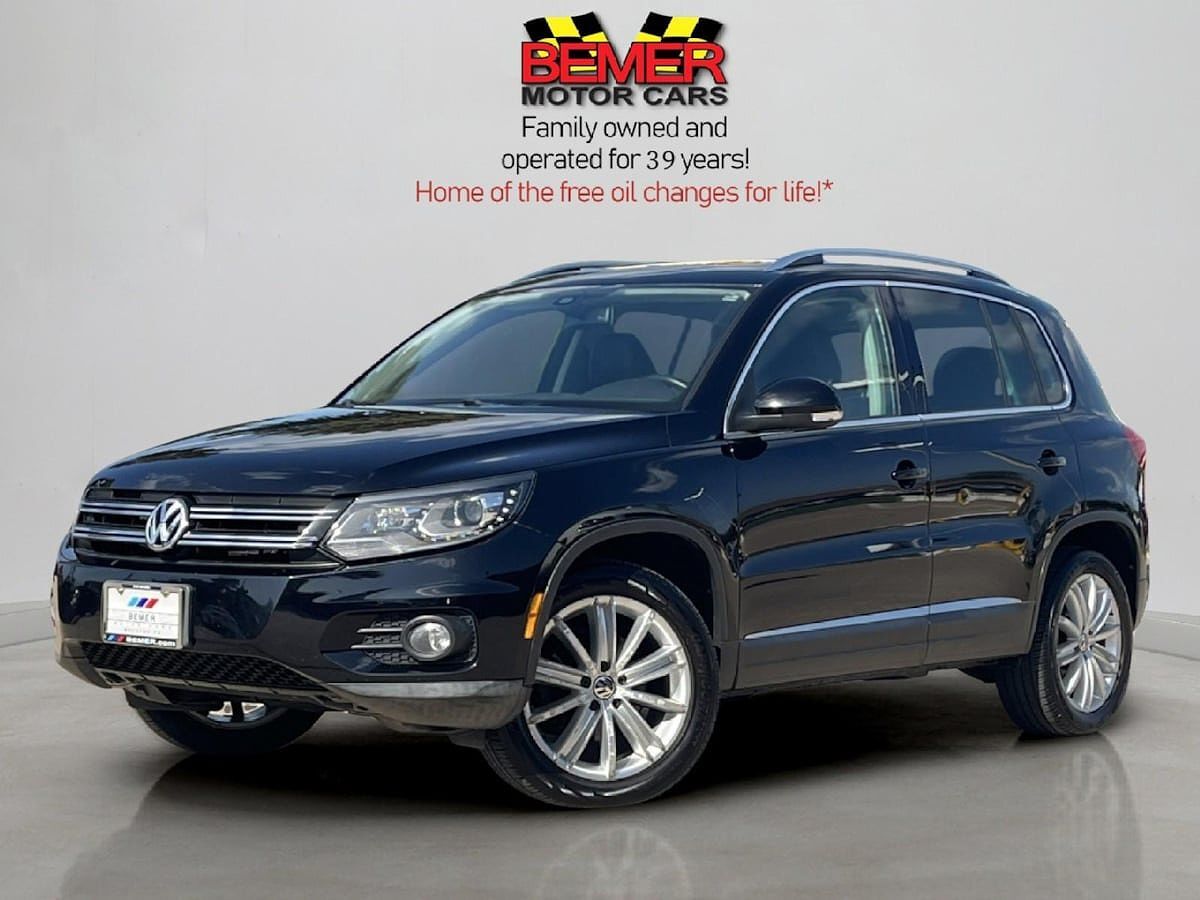 2016 VOLKSWAGEN Tiguan