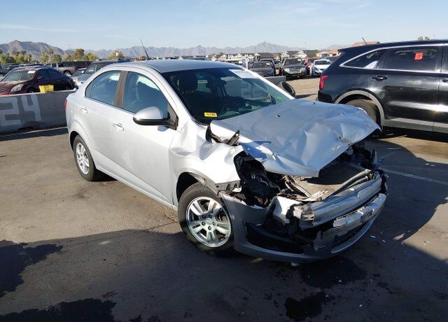2013 CHEVROLET Sonic