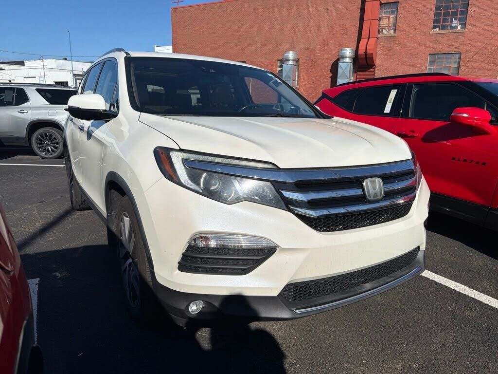 2017 HONDA Pilot