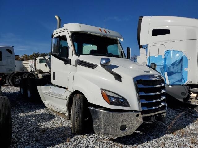 2019 FREIGHTLINER Cascadia