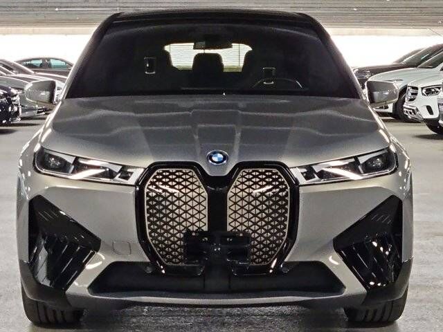 2023 BMW iX