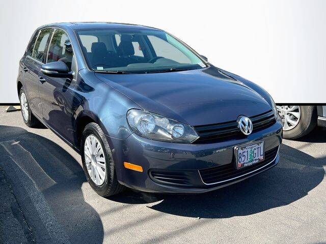 2014 VOLKSWAGEN Golf
