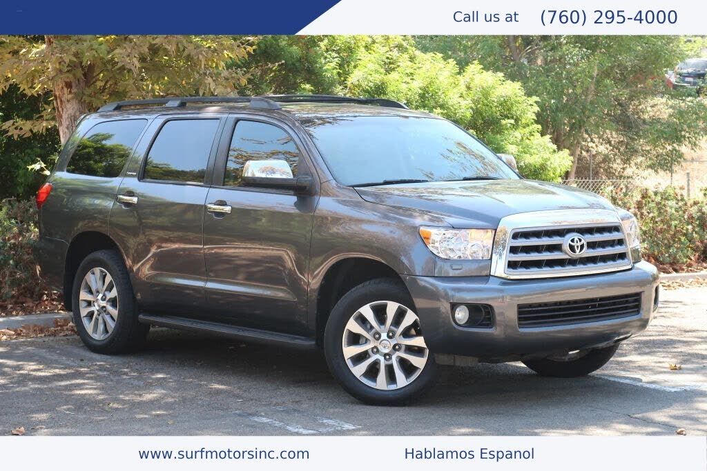 2013 TOYOTA Sequoia