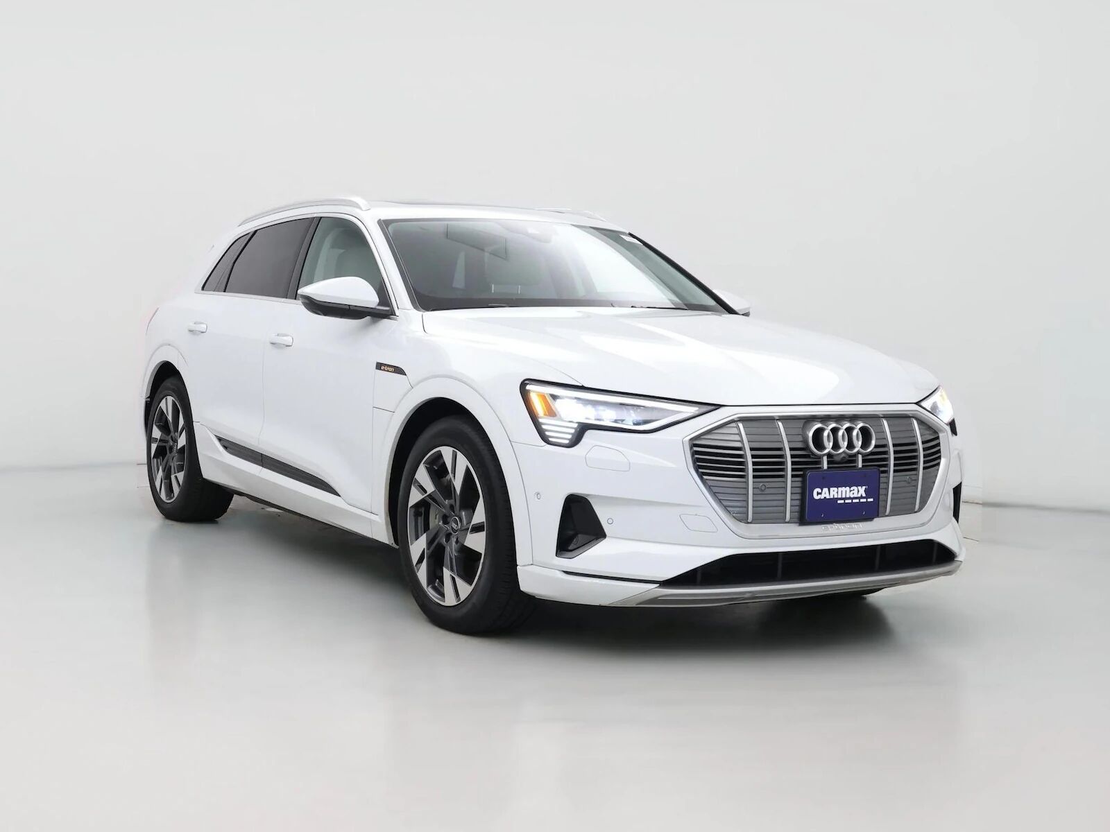 2021 AUDI e-tron