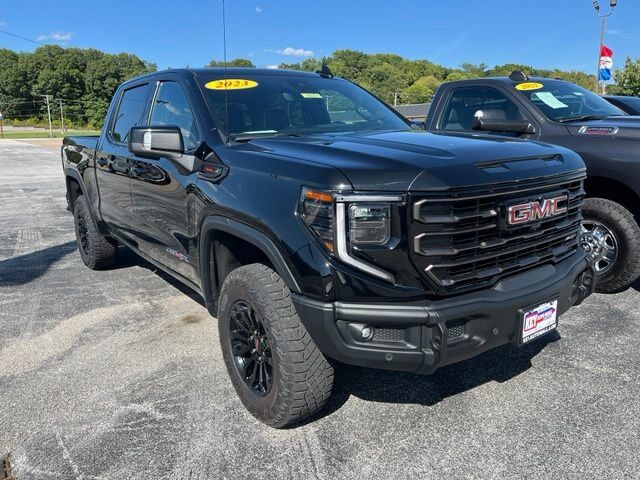 2023 GMC Sierra