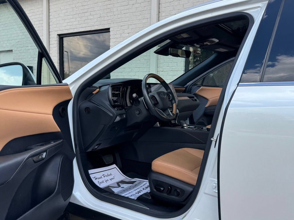2025 Lexus RX