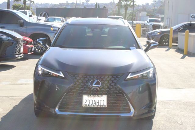 2025 Lexus UX