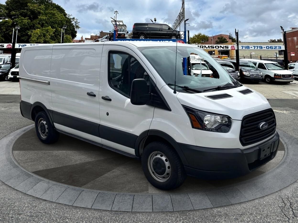 2017 FORD Transit
