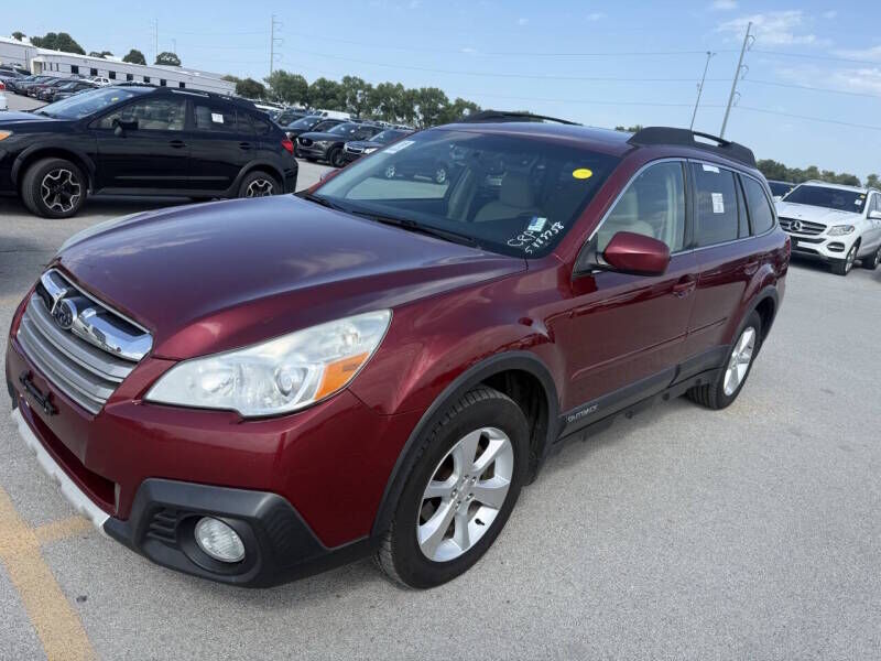 2014 SUBARU Outback