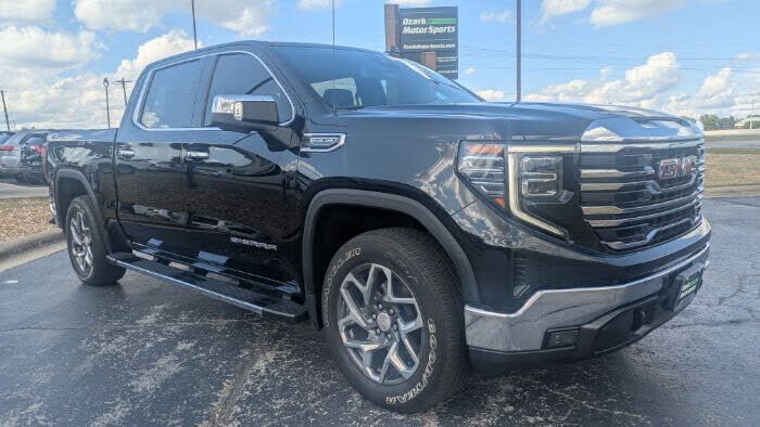 2023 GMC Sierra