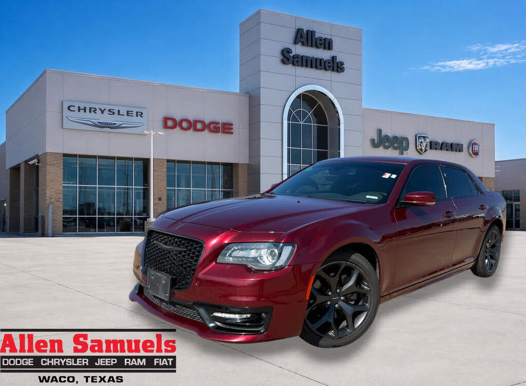 2021 CHRYSLER 300