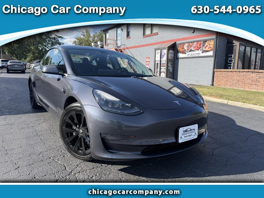 2022 TESLA Model 3