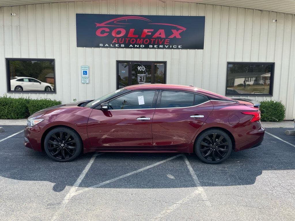 2017 NISSAN Maxima