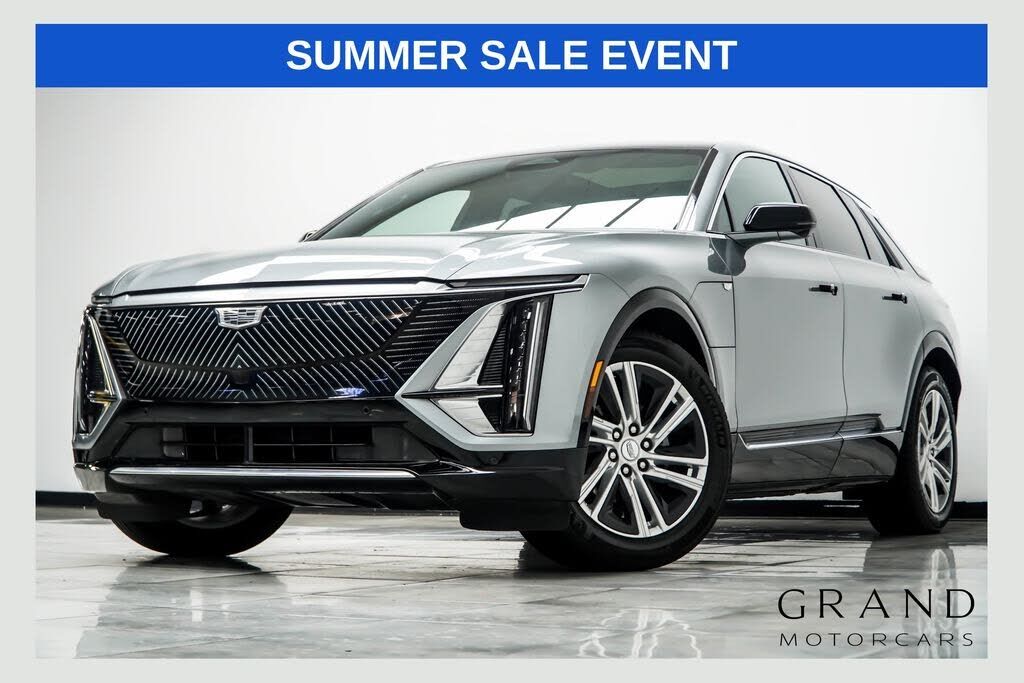 2024 CADILLAC Lyriq