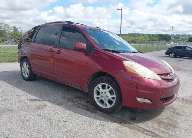 2006 TOYOTA Sienna