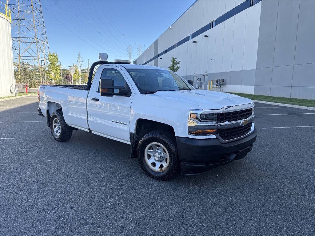 2018 CHEVROLET Silverado