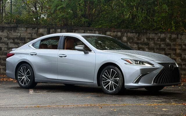 2024 Lexus ES