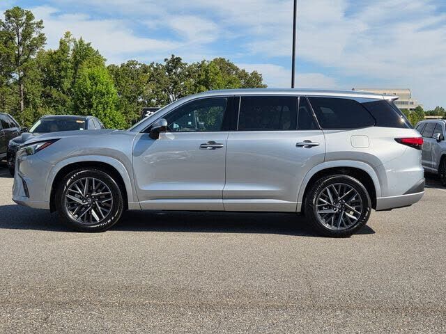 2025 Lexus TX