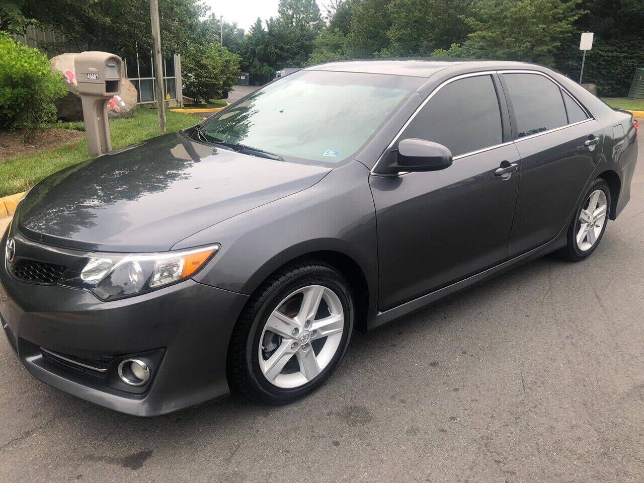 2013 TOYOTA Camry