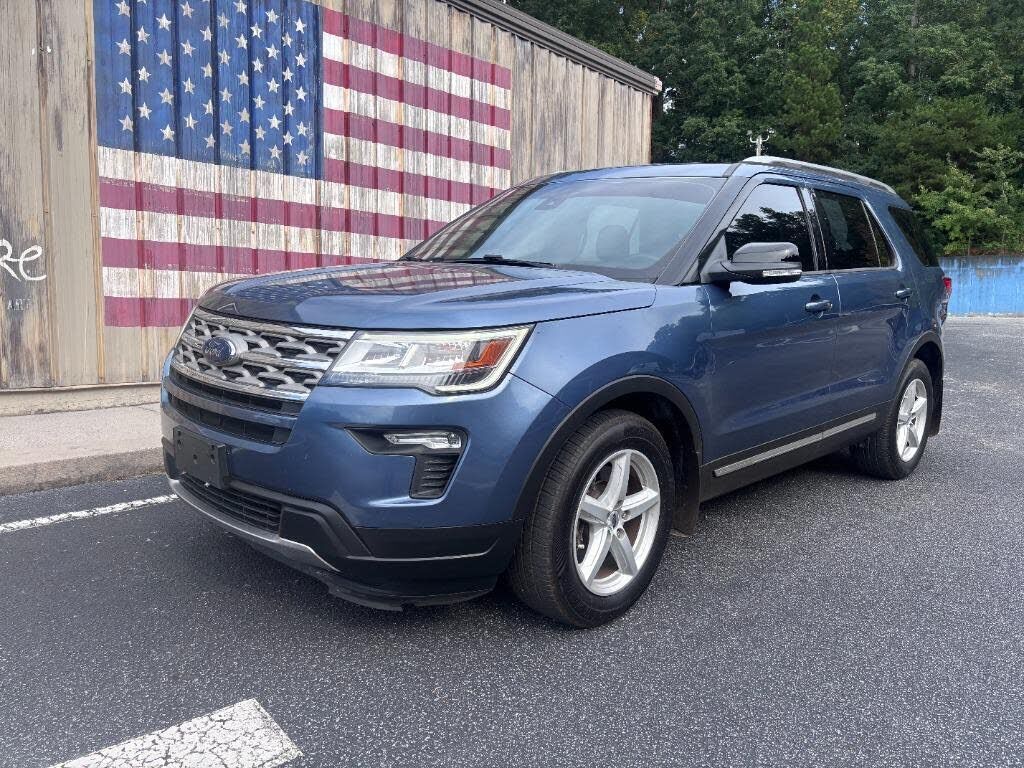 2018 FORD Explorer