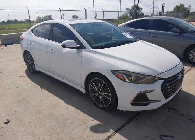 2018 HYUNDAI Elantra
