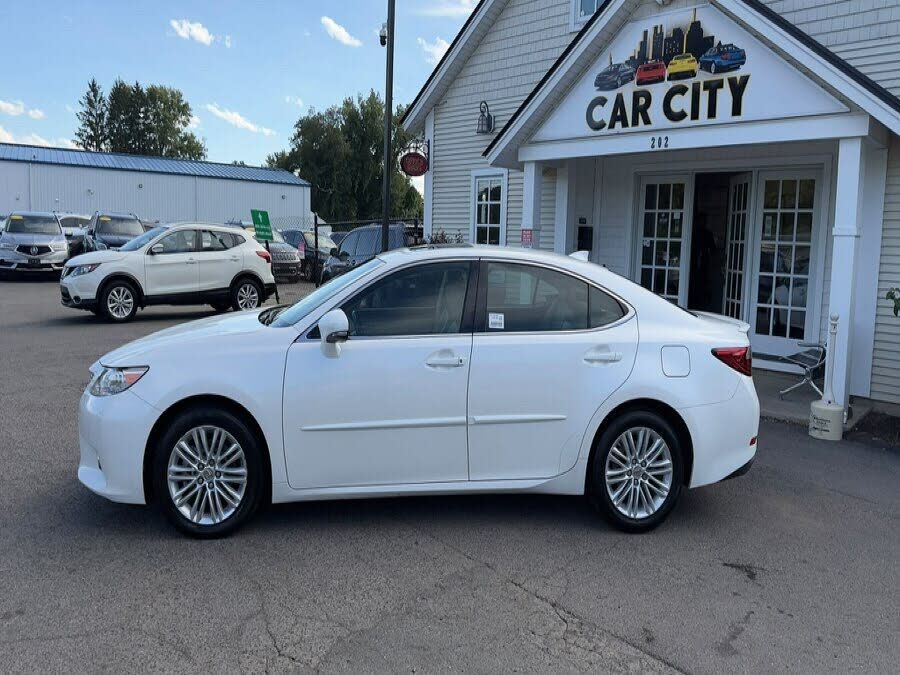 2015 Lexus ES