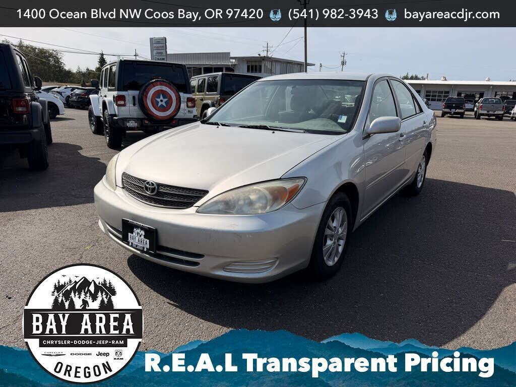 2004 TOYOTA Camry