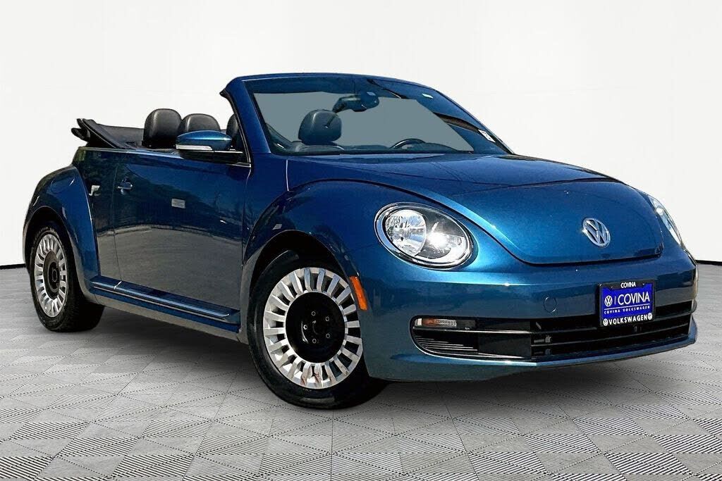 2016 VOLKSWAGEN Beetle
