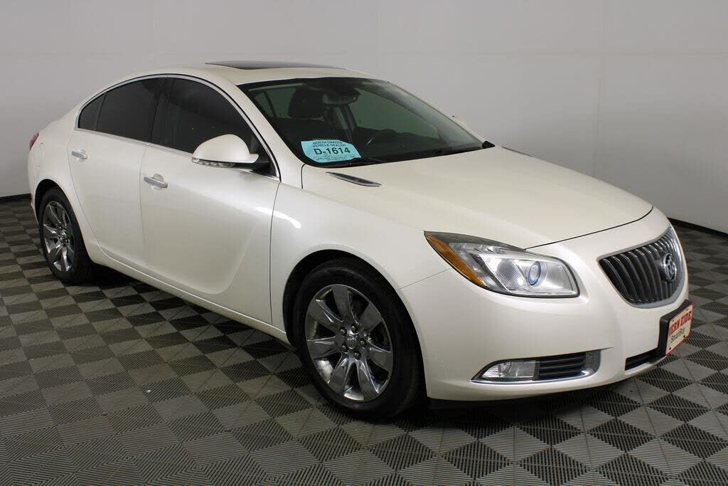 2013 BUICK Regal