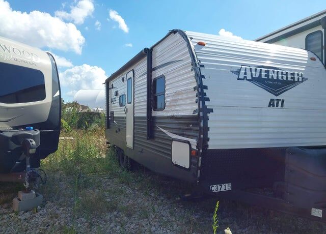 2019 FOREST RIVER Avenger