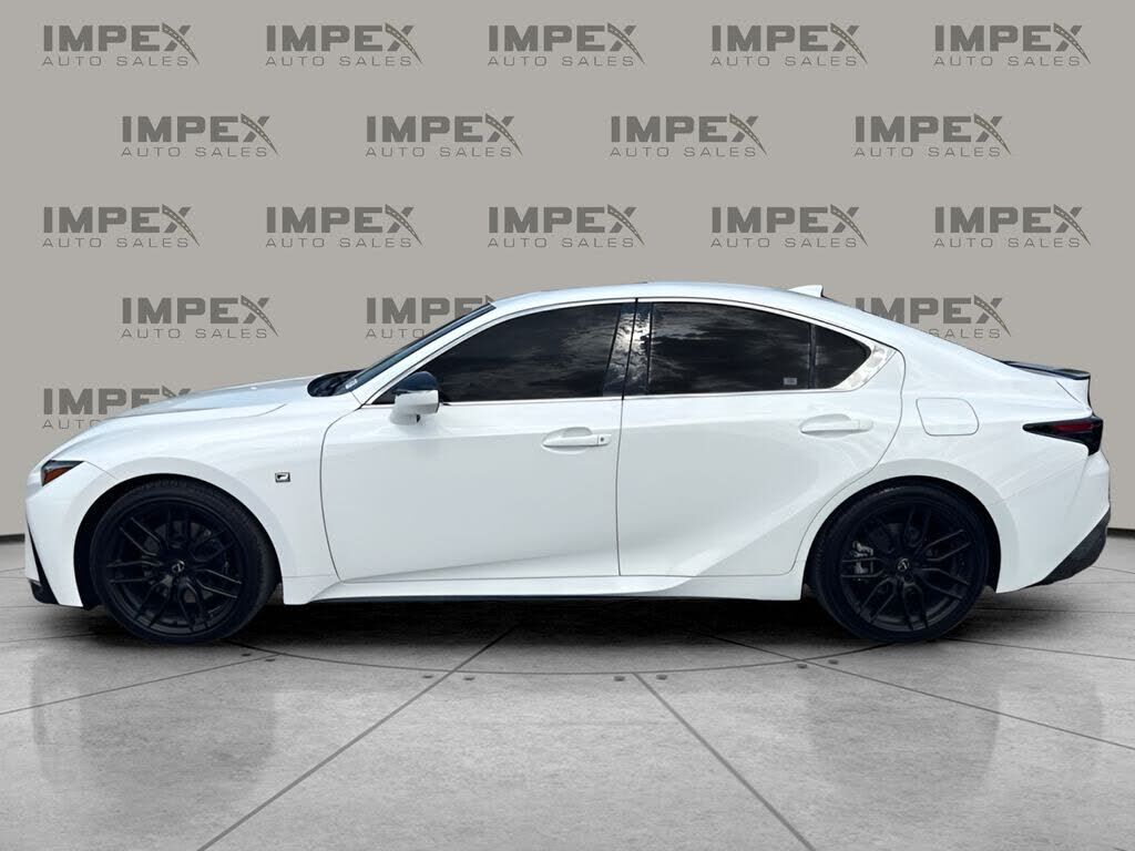 2023 Lexus IS