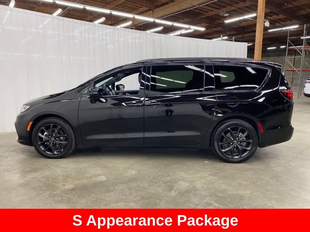2025 CHRYSLER Pacifica