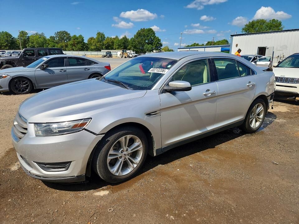 2014 FORD Taurus