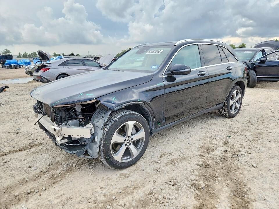 2022 MERCEDES-BENZ GLC-Class
