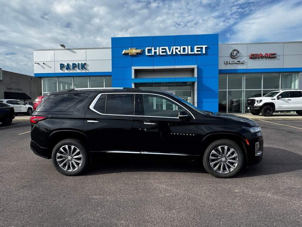 2023 CHEVROLET Traverse