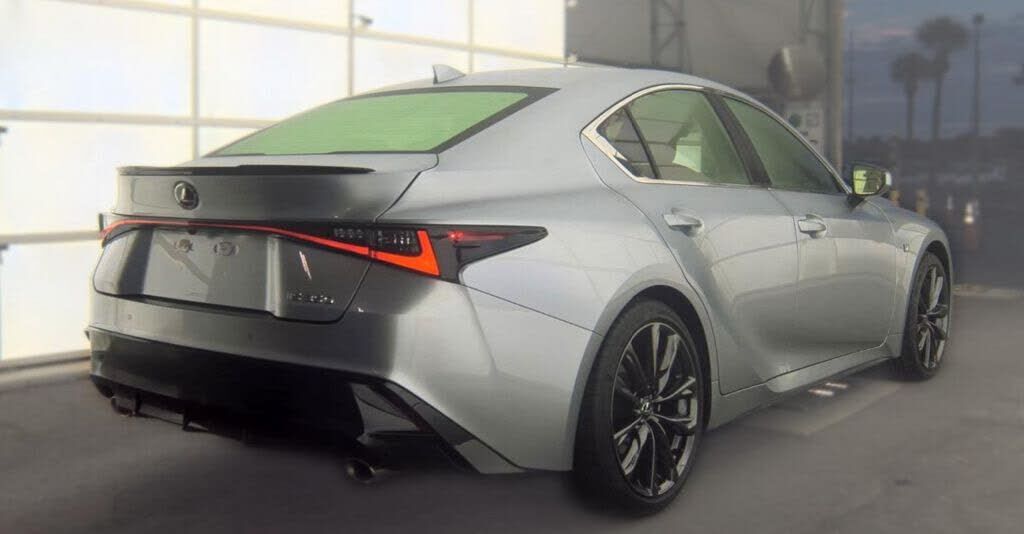 2023 Lexus IS