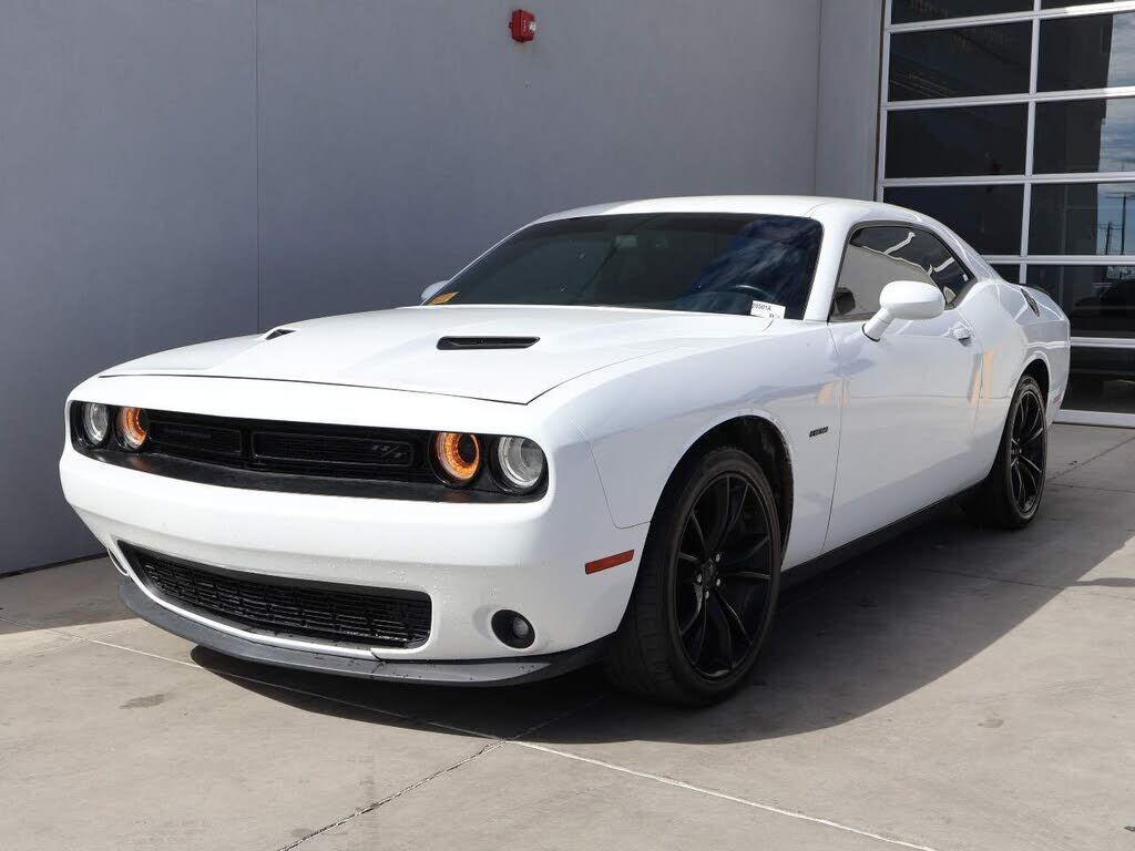 2016 DODGE Challenger