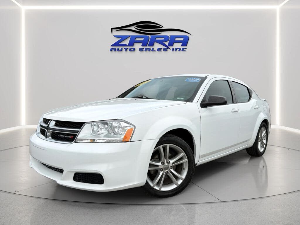 2013 DODGE Avenger