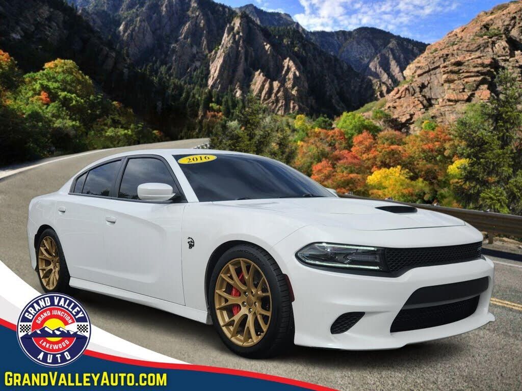 2016 DODGE Charger