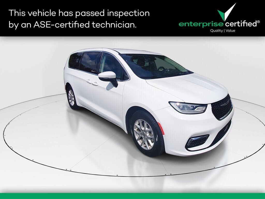 2023 CHRYSLER Pacifica