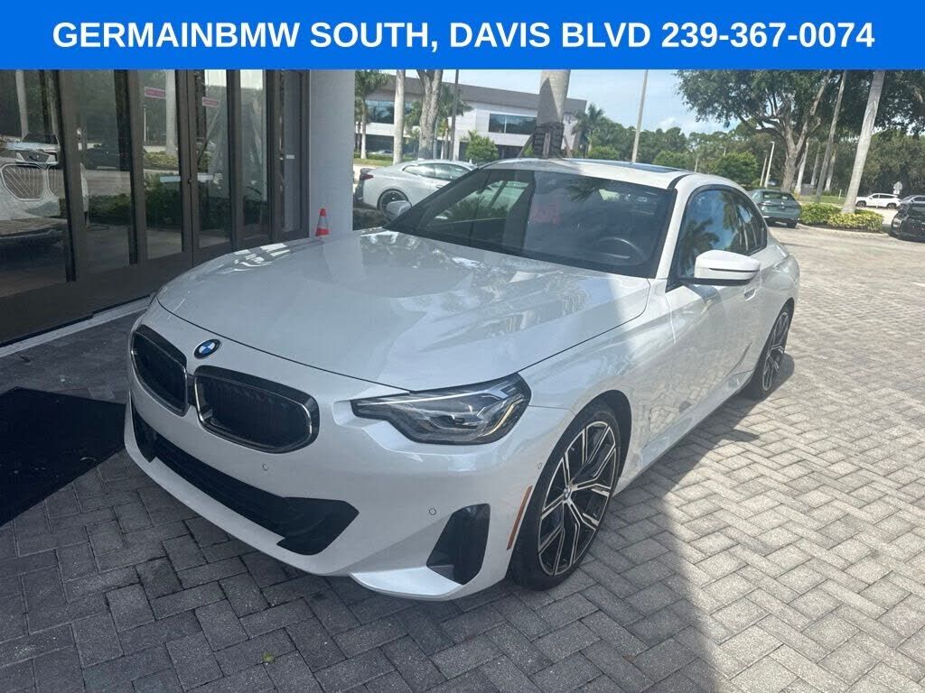 2024 BMW 230i