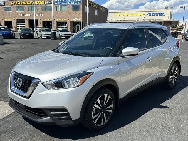 2020 NISSAN Kicks