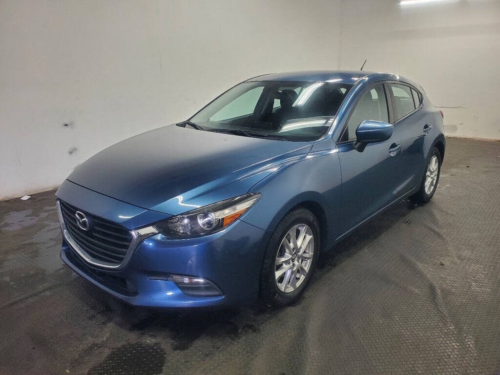 2017 MAZDA Mazda3