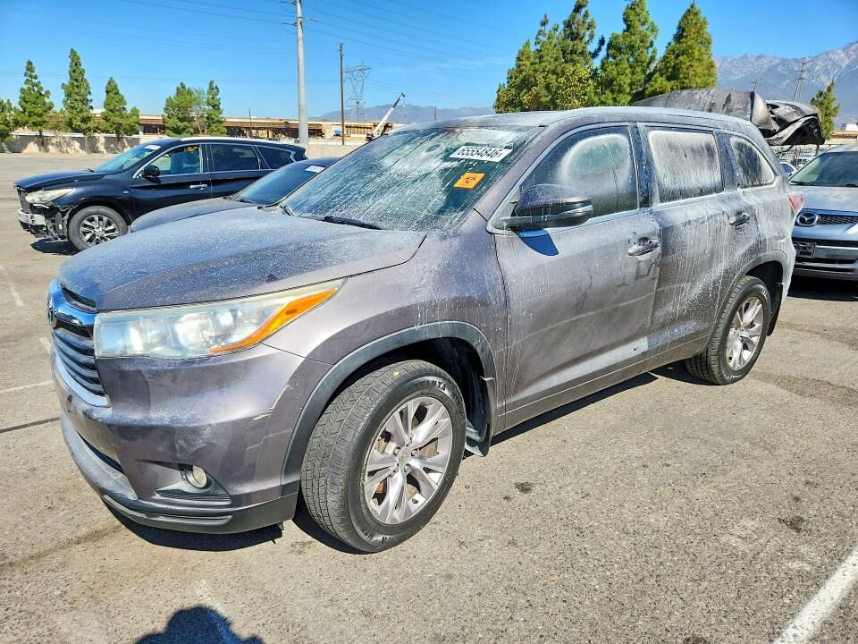 2015 TOYOTA Highlander