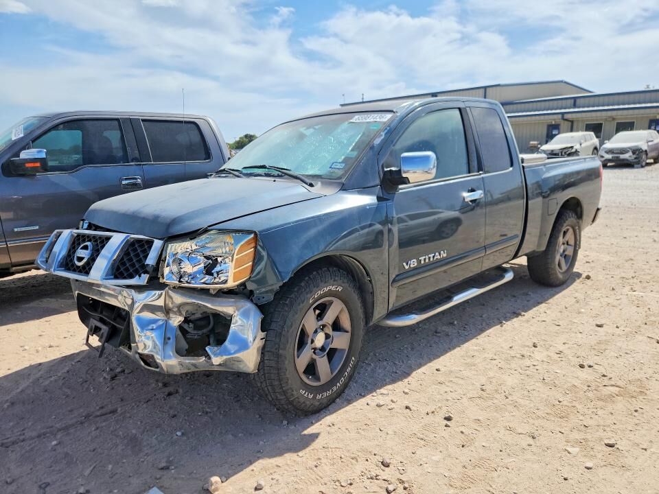 2005 NISSAN Titan