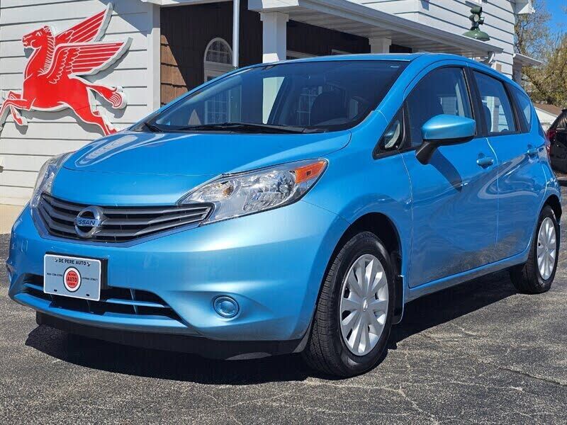 2015 NISSAN Versa