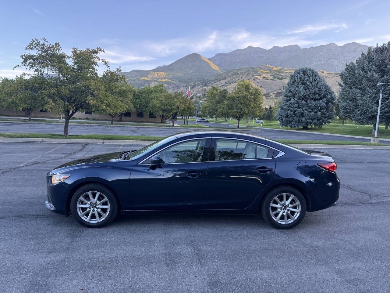 2017 MAZDA Mazda6