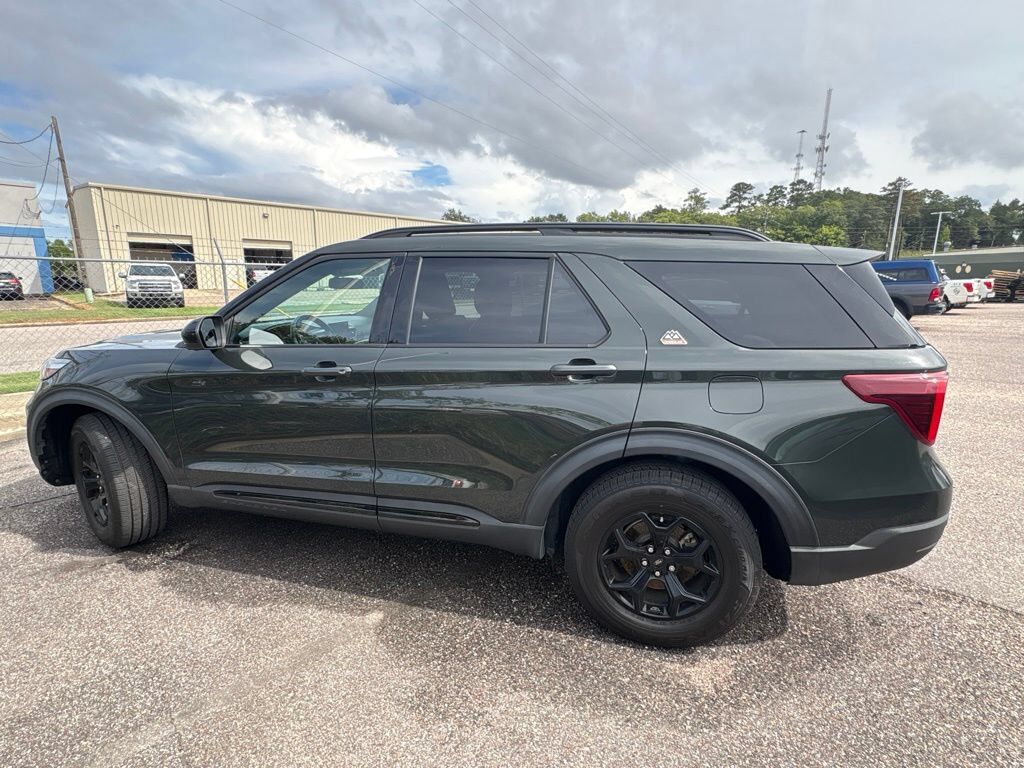 2022 FORD Explorer