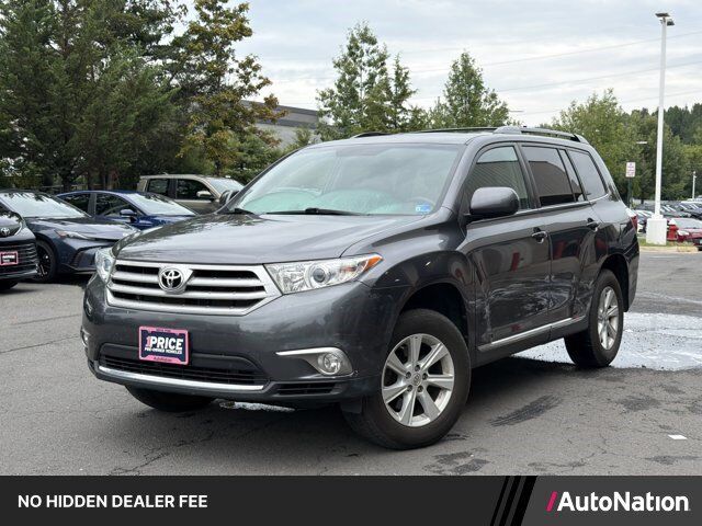 2013 TOYOTA Highlander