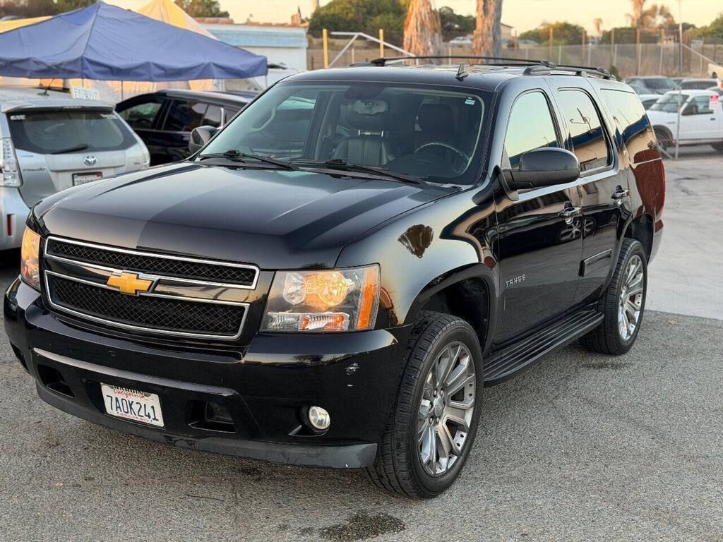 2013 CHEVROLET Tahoe